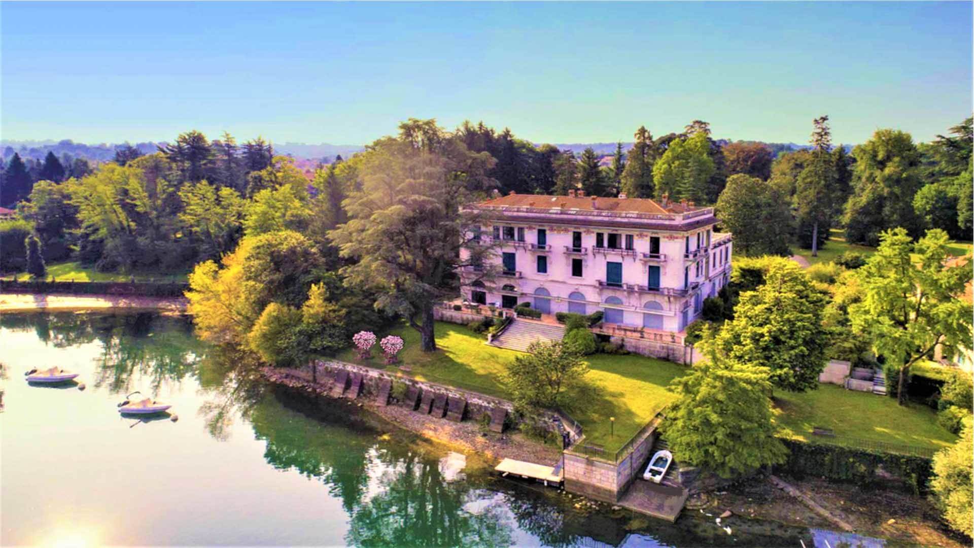 SPLENDIDO APPARTAMENTO IN ANTICO PALAZZO
