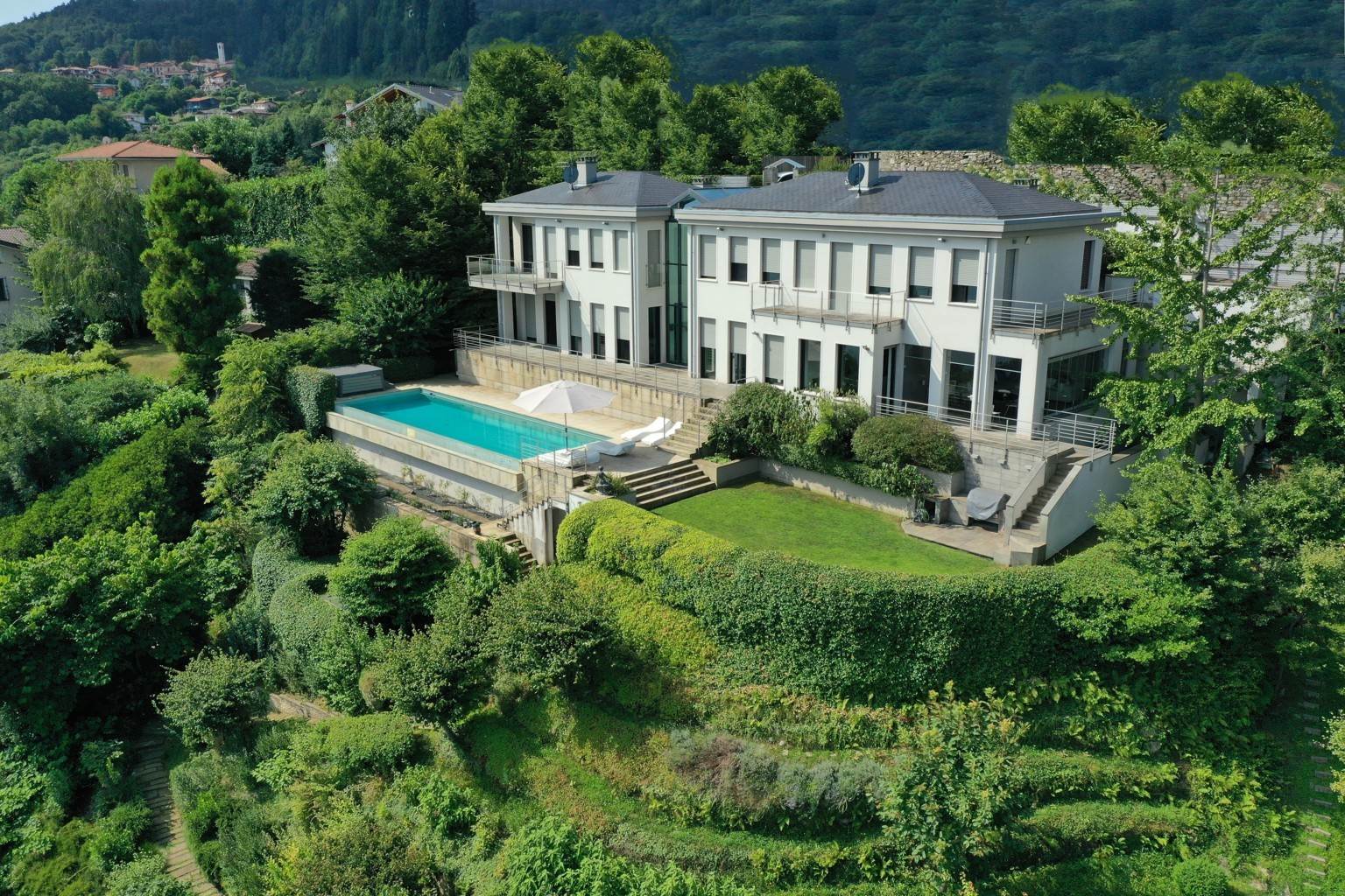 VILLA NEAM PRESTIGIOSA RESIDENZA LAGO MAGGIORE