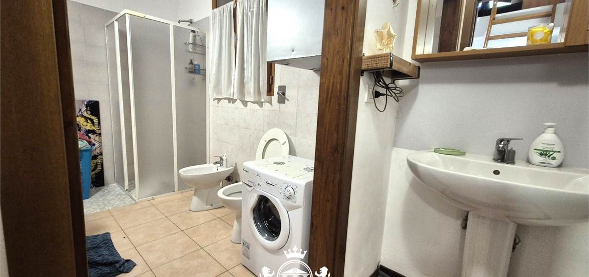 Photo 33